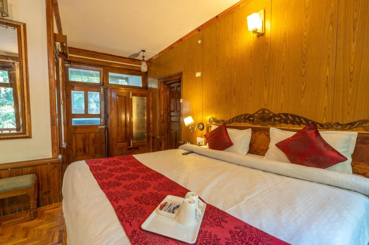 Holiday Home International -Vivaan Stays Манали Экстерьер фото